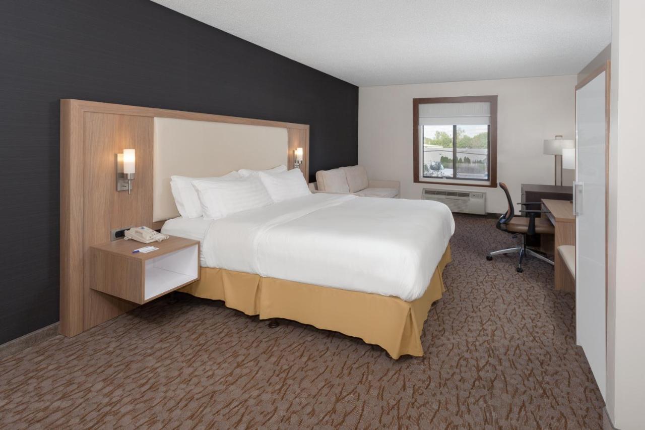 Holiday Inn Express Hotel & Suites Brookville, An Ihg Hotel Esterno foto